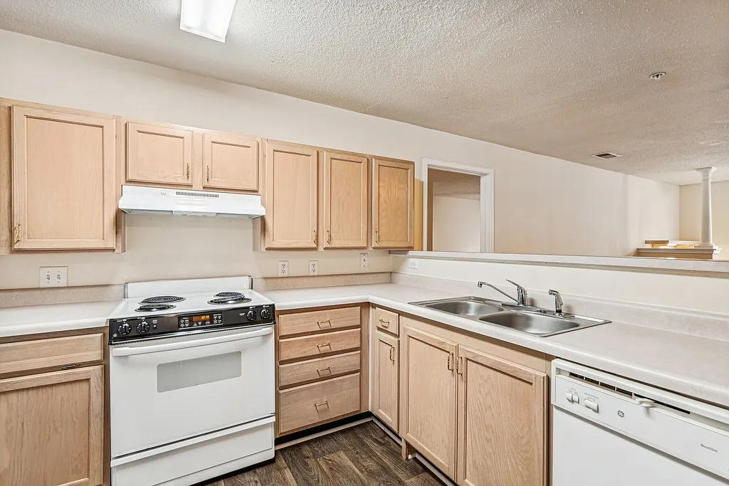 Woodland Crossing Apartment Homes — Photo 4