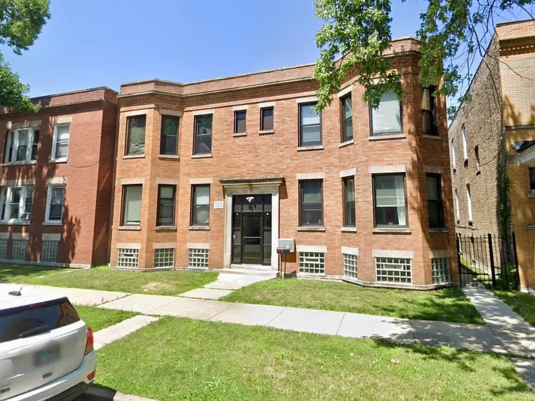 1406 E 69th Pl #2 — Photo 11
