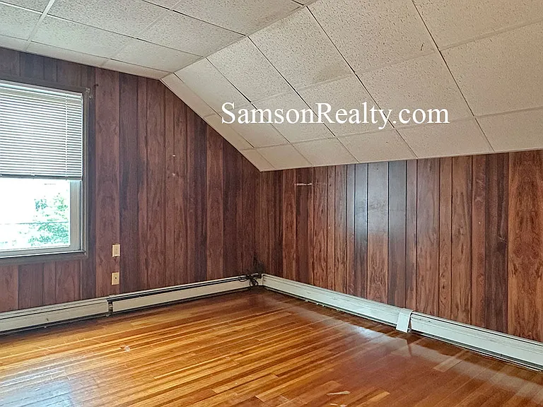1230 Plainfield St #1230 — Photo 8