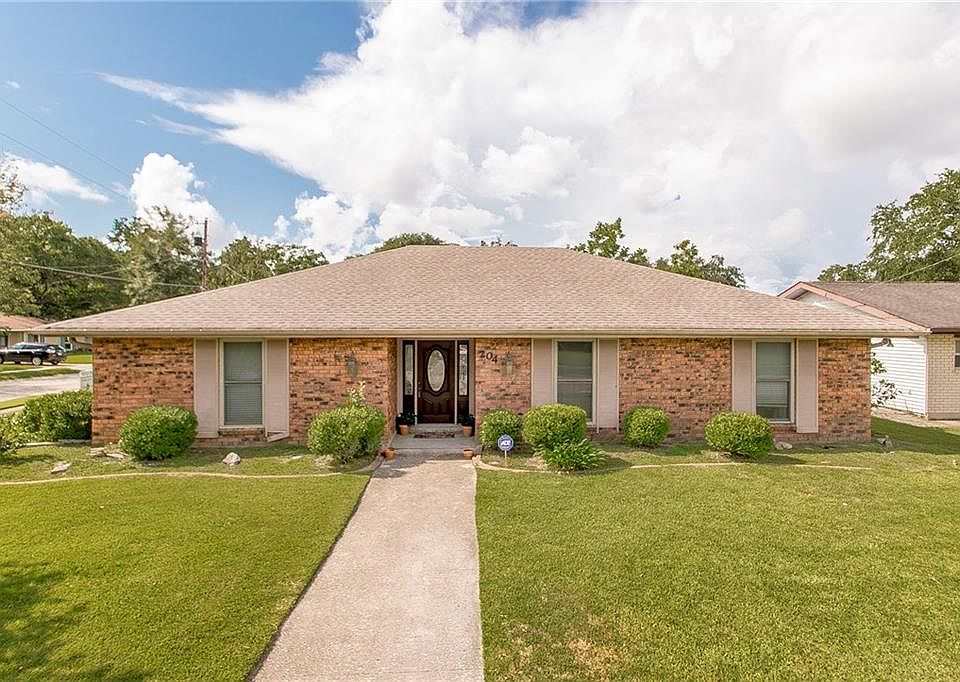 1st image of 204 Mire Court Dr