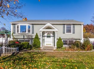 86 E Main St, Ayer, MA 01432