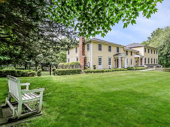 873 North Wilton Road