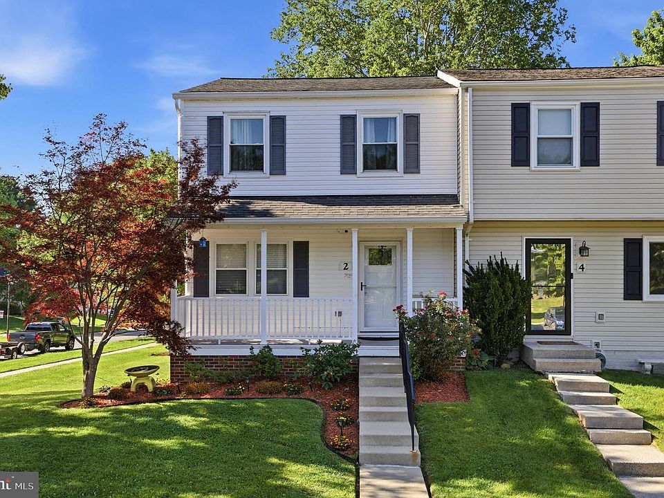1st image of 2 Bush Hill Ct