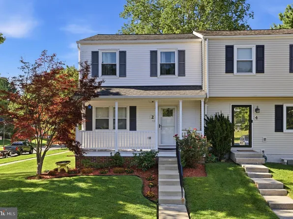 2 Bush Hill Ct, Gaithersburg, MD 20882
