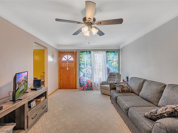 5th image of 18613 Ponciana Ave