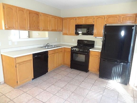 3rd image of 11618 Edward James Ave