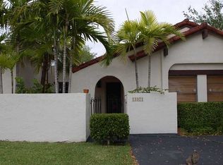 13371 SW 114th Ln, Miami, FL 33186