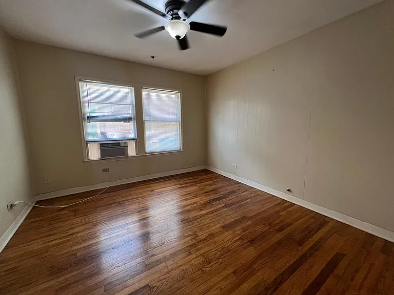 142 Vassar Ln #1 — Photo 3