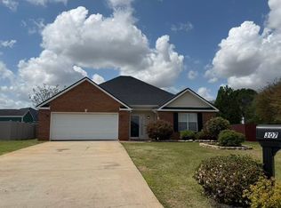 307 Carver Ct, Warner Robins, GA