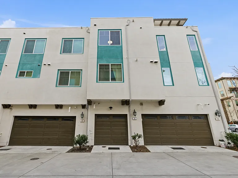 218 William Manly St #2 — Photo 48