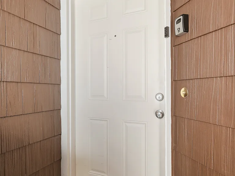 437 Norfolk Dr — Photo 95