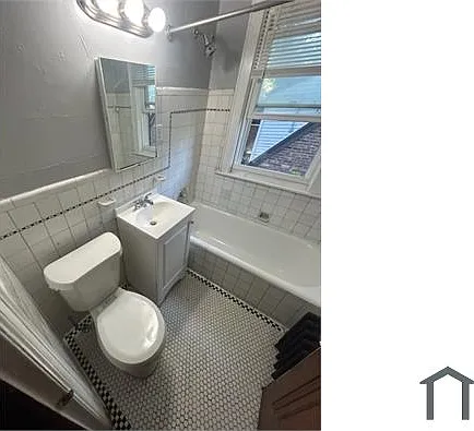 9149 Kensington Ave #4 — Photo 2