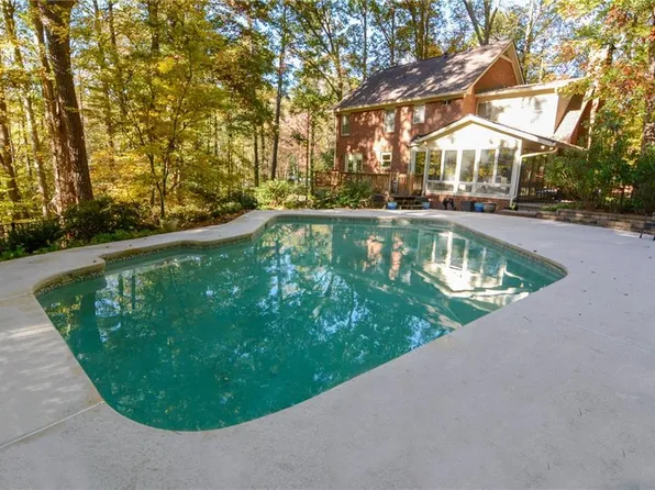 757 Sunset Dr, Norcross, GA 30071
