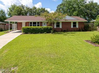 107 Fore St, Gulfport, MS 39503
