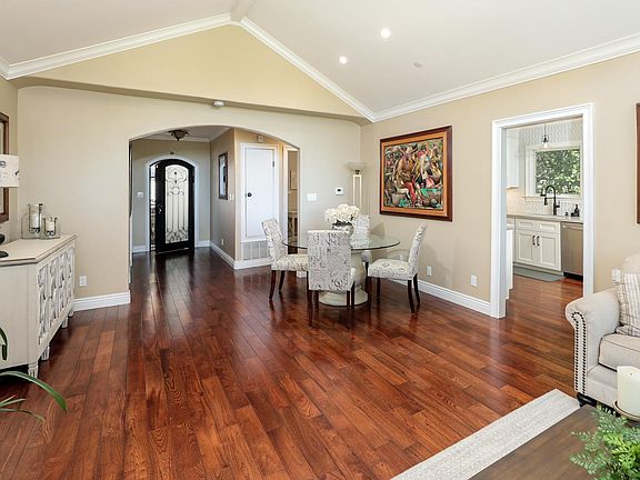 Dining Area and Entry
