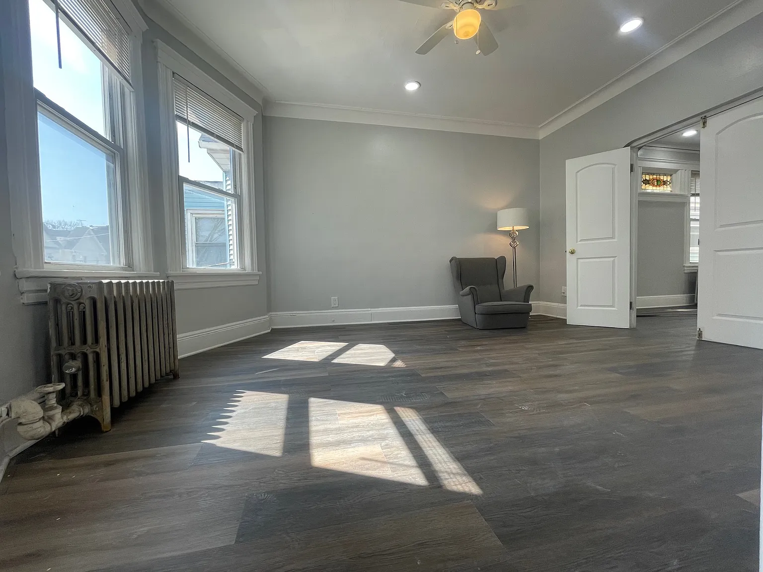 4 bed, 1150 sqft, $4,050 — Photo 3