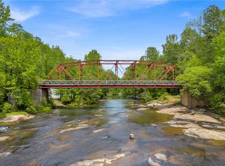 105 Chauga Valley Rd, Westminster, SC 29693