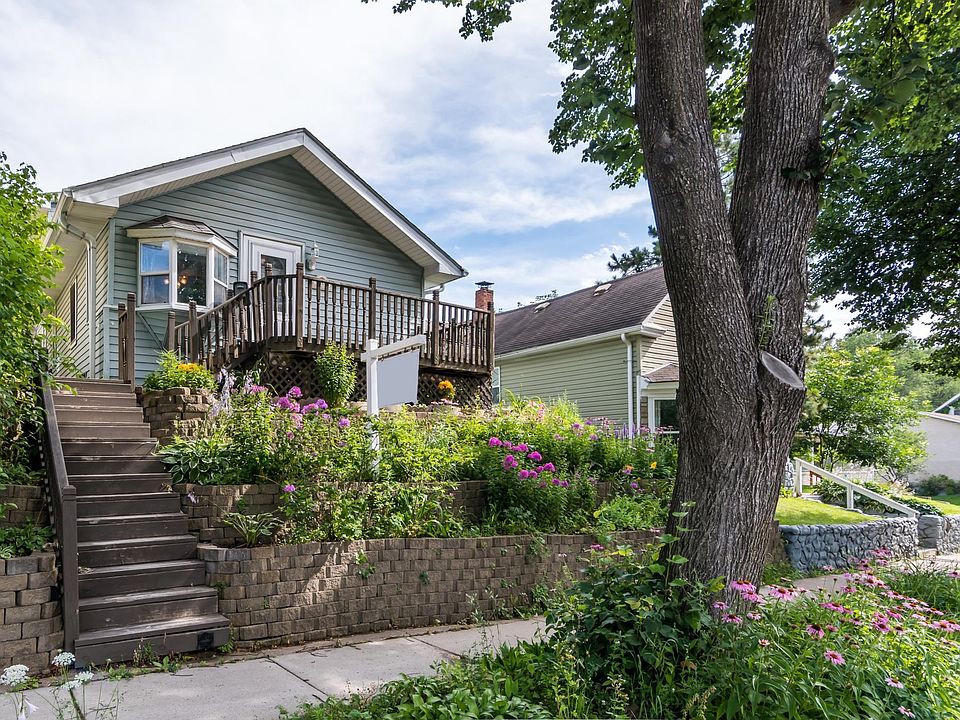 1st image of 1107 Suburban Ave