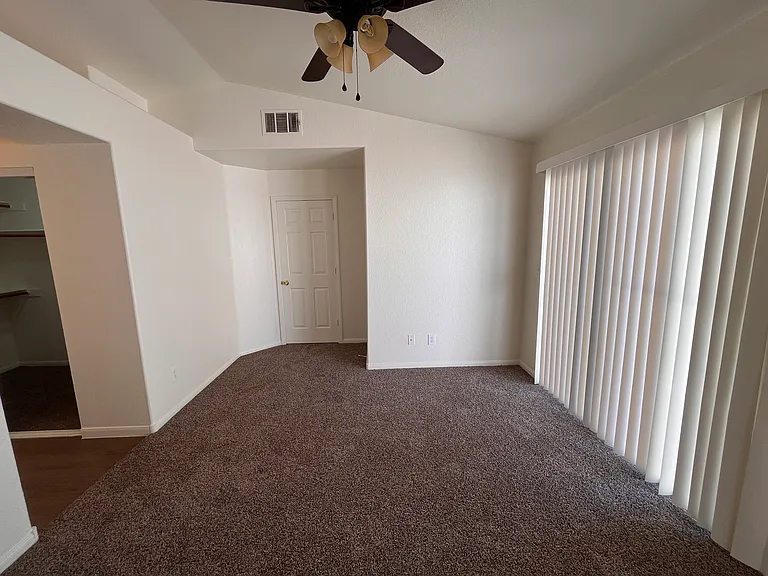 1501 Waterton Dr — Photo 12