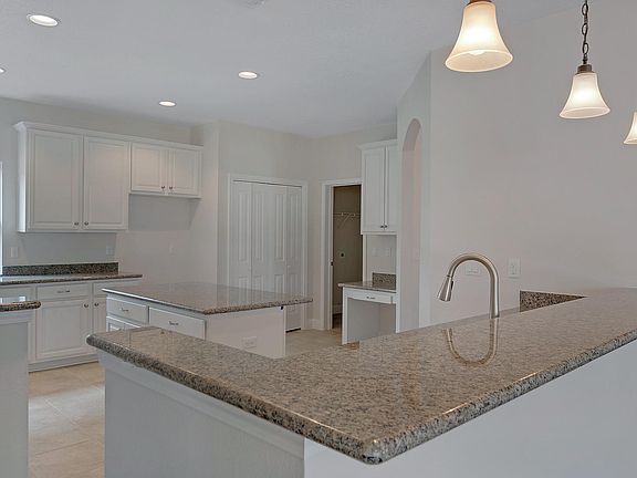 4th image of 69 Loblolly Bay Dr