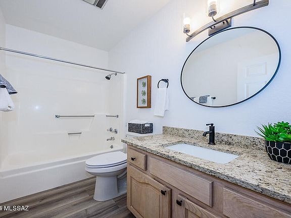 2nd image of 1481 W Calle Mendoza