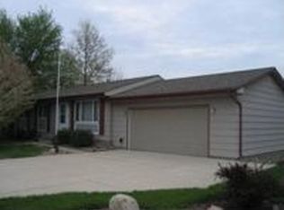 110 6th St, Cambridge, IA 50046