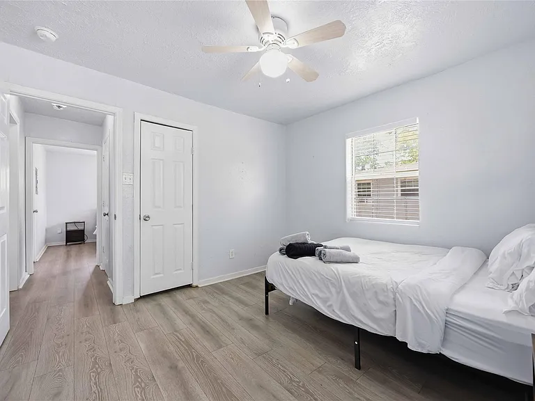 6726 Burkett St — Photo 12