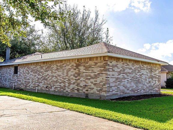 3rd image of 1342 Ambrosden Ln