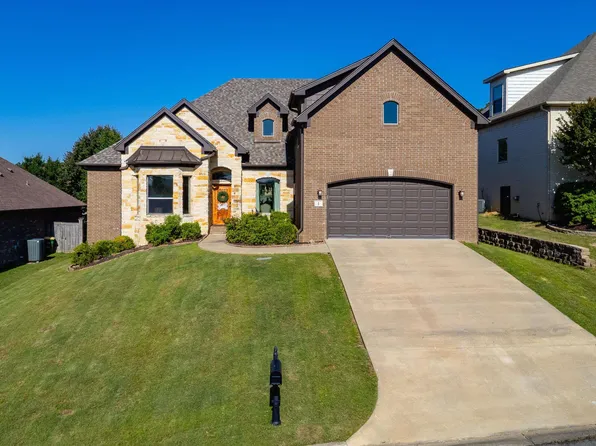 1 Tournay Cir, Little Rock, AR 72223