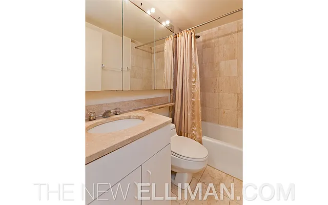 Rented by Douglas Elliman | media 17