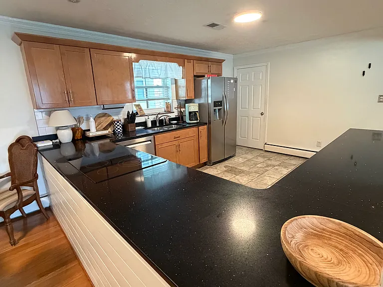 601 45th St SE — Photo 5