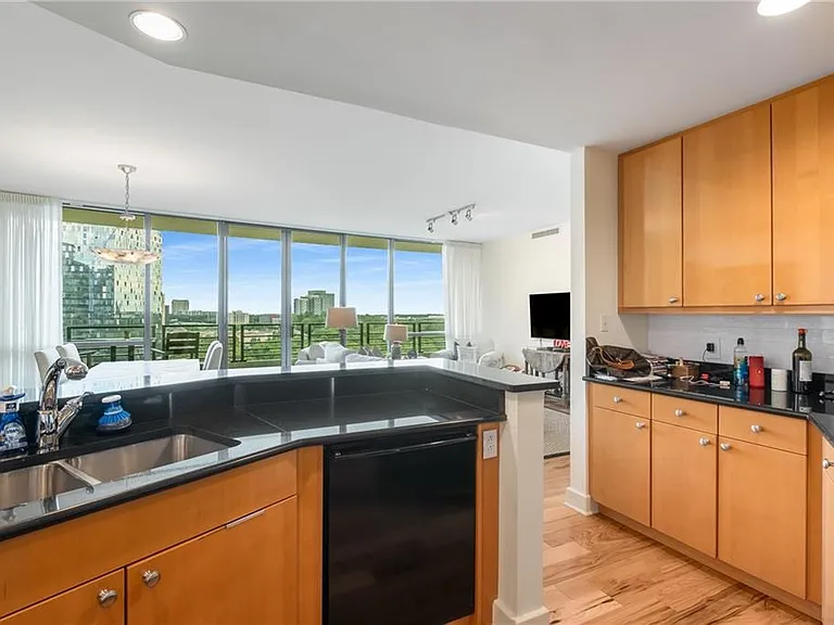 700 Park Regency Pl NE #1906 — Photo 10