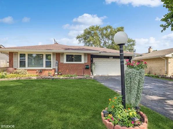 813 S York Rd, Bensenville, IL 60106