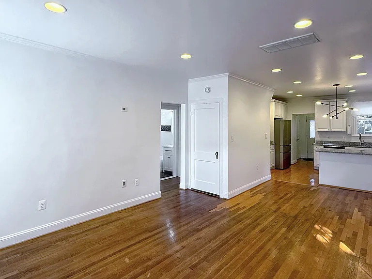 513 Schuyler Rd — Photo 7
