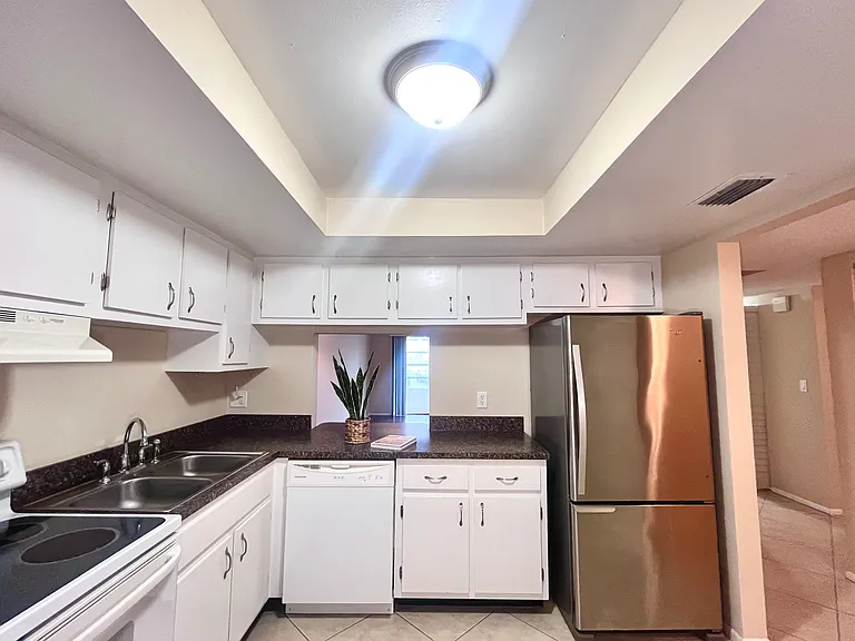 3150 N Harbor City Blvd #143 — Photo 7