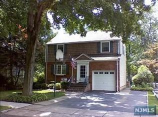 40 Florence Ave, Cresskill, NJ 07626