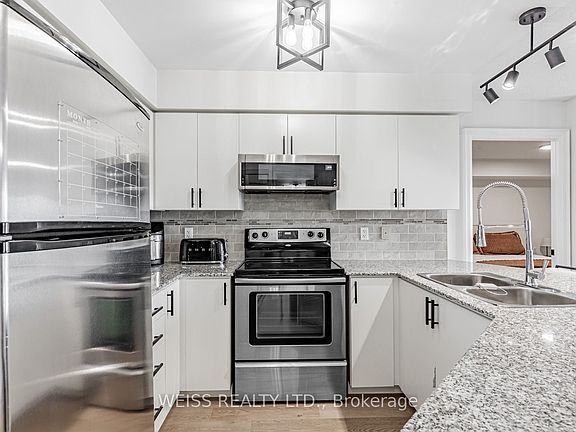 3rd image of 872 Sheppard Ave W #609