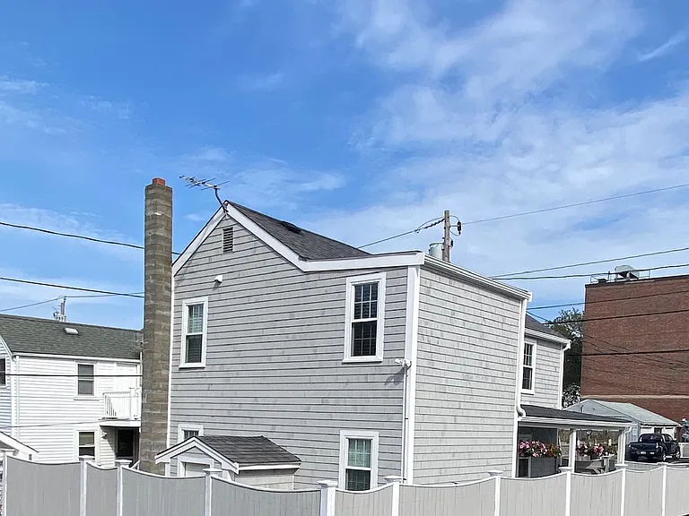 8 Howland St #2 — Photo 2