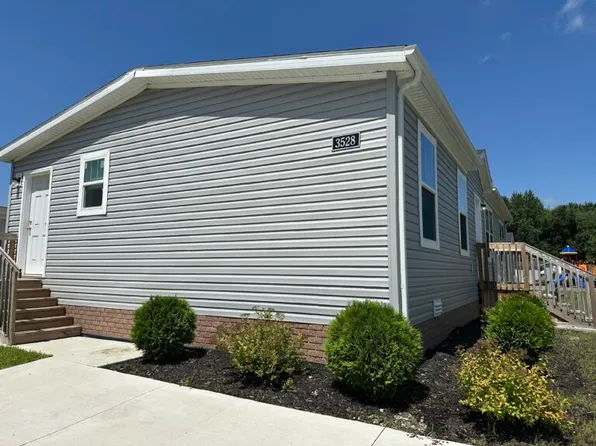 3528 Winsford Drive Site 365, Jackson, MI 49201