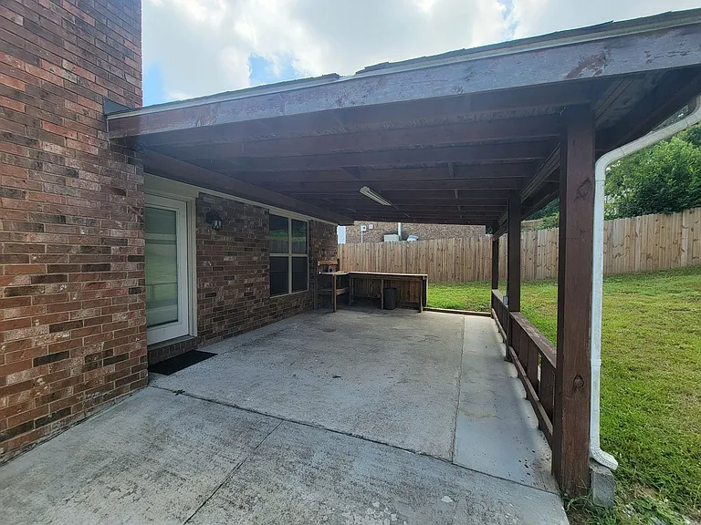3737 Woodcock Dr — Photo 26