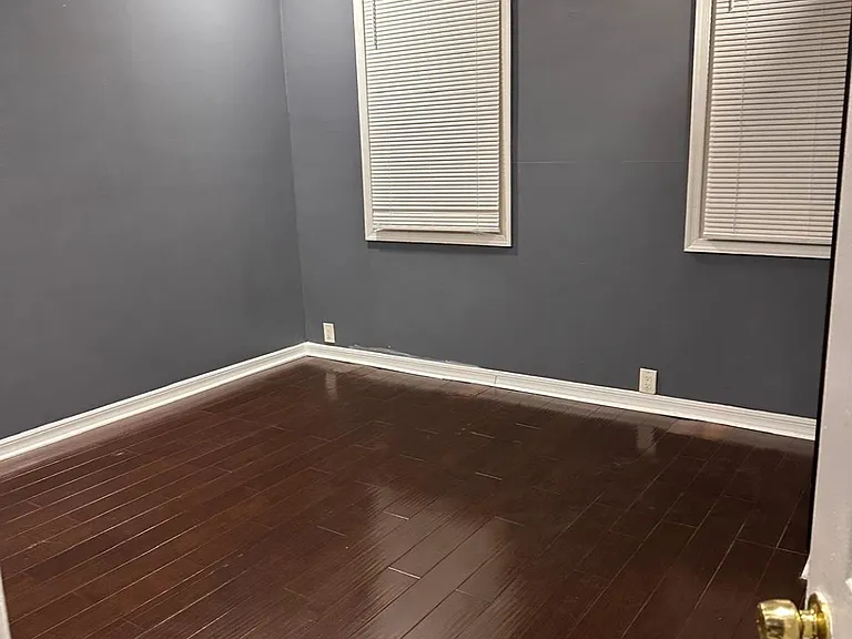 1338 S Hicks St — Photo 10