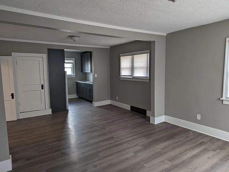 538 Sherman Ave — Photo 11