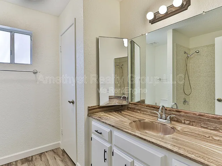 4419 W Shaw Butte Dr — Photo 20