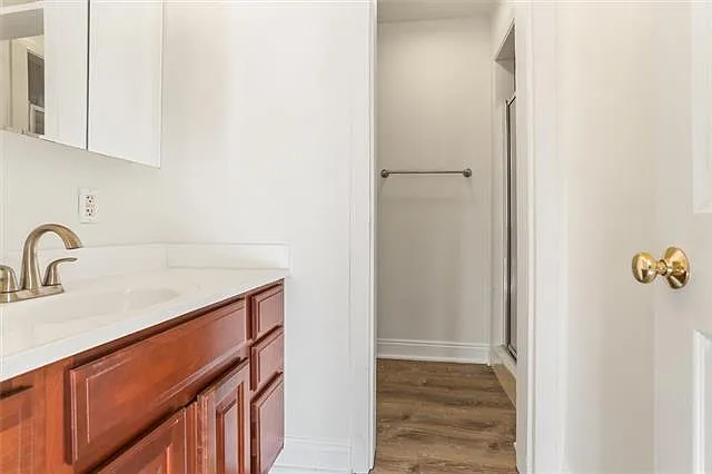 527 Saint Ann St #3 — Photo 16