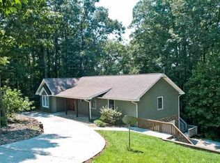 105 Ridge Runner Rd, Newport, TN 37821