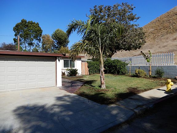 3rd image of 367 Leighton Dr