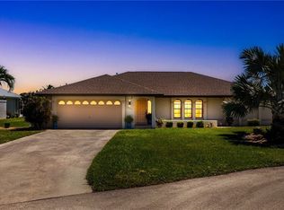 2534 SE 24th Pl, Cape Coral, FL 33904