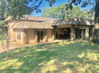 2018 E Hickory St, Greenwood, AR 72936