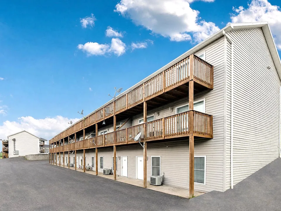 Pinnacle Heights Apartments