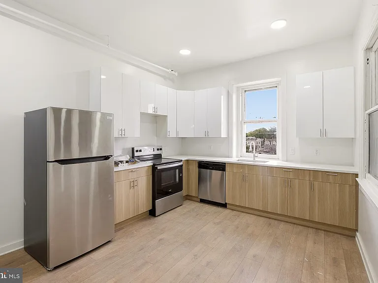 6012 Ridge Ave #7 — Photo 1